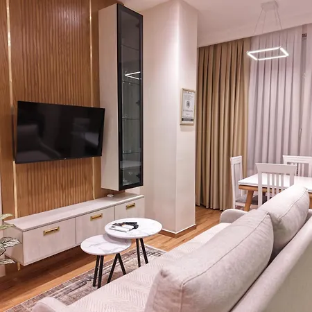 Lux Holidays 222 Apartment Durrës
